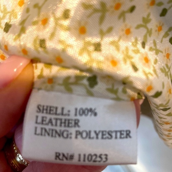 New Frontier sage green 💯 suede jacket/ blazer. Floral lining. Size 10. NWOT. - Picture 12 of 12